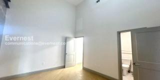 2212 Morris Avenue Gallery 9