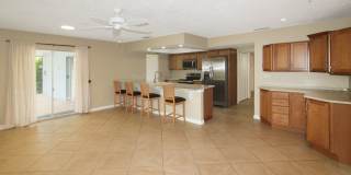 Jacaranda West Annual Pool Home for Rent Jacaranda West Annual Pool Home for Rent Gallery 10