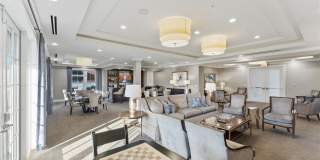 5000 Royal Court Gallery 29