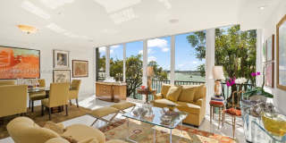 1000 Venetian Way Gallery 18
