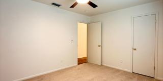 Beautiful 4 Bedroom 1.5 Bath - City View ISD Gallery 28