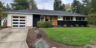 GORGEOUS RANCH STYLE HOME ON HUGE MANICURED LOT IN GARDEN HOME IN SW PORTLAND Gallery 1