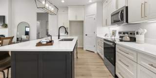 1628 Ewing Avenue Gallery 27