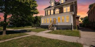 Charming 1BR apartment in Detroit Gallery 1