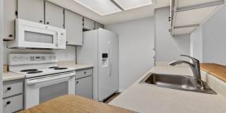 Updated 2 bed 1 bath condo in Arvada! Gallery 9
