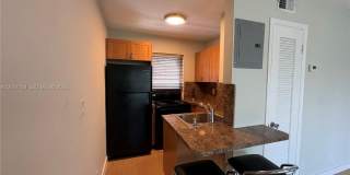 3212 NE 7th Pl Gallery 4