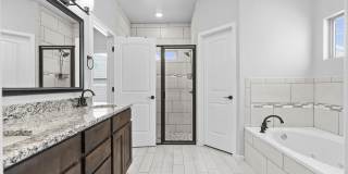 932 Texas Madrone Drive Gallery 23