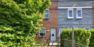 Bright 1 Bedroom Home with Refreshed Interior & In-Unit Laundry Gallery 19