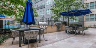 The Bryant at Buckhead Village Gallery 21