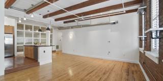 26 E 6th St Gallery 19