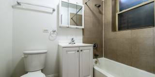 8000 S Maryland Gallery 5