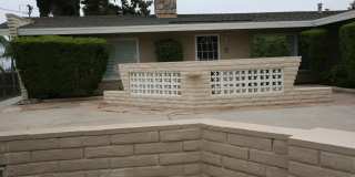 Mid-Century Modern 3Br 2Ba on 1/2ac with View! Gallery 4