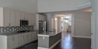 81 SKYLAR Circle Gallery 1