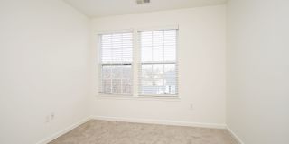 Dog-Friendly Pavilions at Pantops Townhome Gallery 19