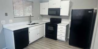 1537 W Ponderosa Ln Gallery 2