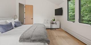 440 Alpine Court Gallery 23