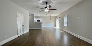 80 E. Lakeview Drive Gallery 12