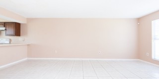 Charming Two Bed Ground Floor Condo in Englewood Park – Move-In Ready! Gallery 15