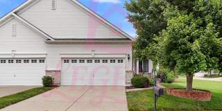 Charming 2-Bed Villa with Golf Views in Heritage of Hawk Ridge Gallery 1