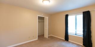 Charming 2 BD, 2.5 BA Townhome w/ a Community Pool in a Prime Winston Location Gallery 24