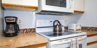 Fully Furnished, 1 Bed/1 Bath, Kihei Bay Vista with Pool Fully Furnished, 1 Bed/1 Bath, Kihei Bay Vista with Pool Gallery 16