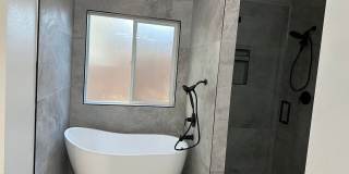 Fully Furnished 4BR + RV Garage Gallery 5