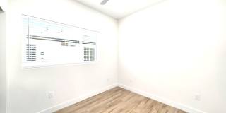 133 &amp; 135 Foothill Gallery 24