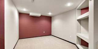 43054 Oxford Court Gallery 9