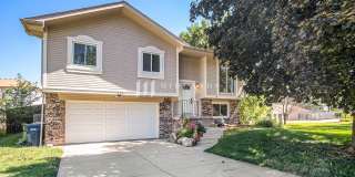Split Entry Bellevue Home! Gallery 1