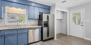 Spacious Brick Home with Modern Upgrades & Huge Fenced Yard in Valdosta! Gallery 12
