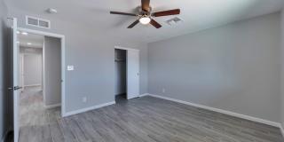 6-Bedroom, 3-Bath Tempe Home with Private Pool Near ASU Gallery 14