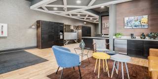 The Hub Short North Gallery 8