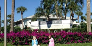 987 Sonesta Avenue NE Gallery 1