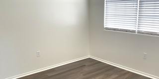 2244 E Huntington Dr Gallery 8