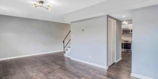 FREDERICKSBURG - NEAR DOWNTOWN AND SPOTSYLVANIA MALL! Gallery 1