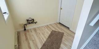 Beautiful 2BR Townhome Near Indian Park – Garage + Storage Gallery 3