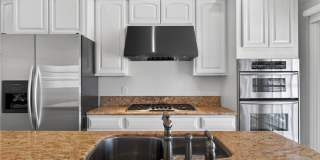415 Heliotrope Avenue 1/2 Gallery 4
