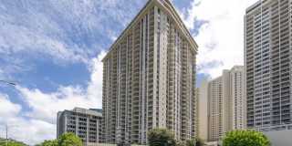 FULLY RENOVATED 2BR/2BA/1 PARKING – FURNISHED WAIKIKI CONDO WITH OCEAN & SUNSET VIEWS FULLY RENOVATED 2BR/2BA/1 PARKING – FURNISHED WAIKIKI CONDO WITH OCEAN & SUNSET VIEWS Gallery 1