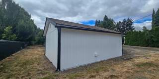 RENT SPECIAL: $750 Off First Full Month's Rent With One Year Lease! ~ Marks 950 RENT SPECIAL: $750 Off First Full Month's Rent With One Year Lease! ~ Marks 950 Gallery 21