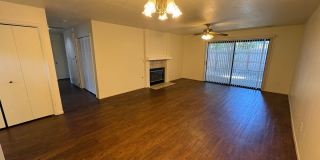 NW Condo Near Shopping Center Available Now! Gallery 6