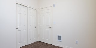 Midtown Apartments Gallery 15
