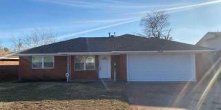 3224 Southeast 24th Street Gallery 1