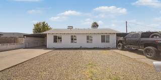 Beautifully Remodeled - Modern Duplex Gallery 5