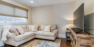 16 Abbott Avenue Gallery 5