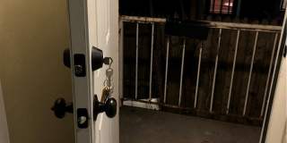4825 BUTLER ST. (to lease) Gallery 9