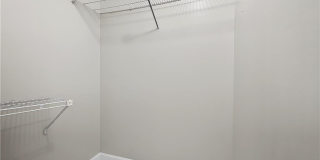 679 Anderson Walk Gallery 27