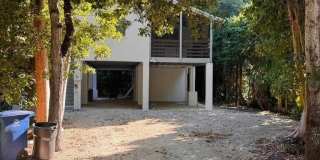 34 Pompano Avenue Gallery 1