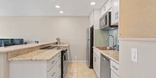 Full Ocean View, Fully Furnished Condo |Across from Surf Beach|Pool |Renovated |Heart of Kihei Gallery 21