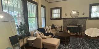 Beautiful downtown quad. 1 and 2 bed units available now. Pets allowed. Gallery 90