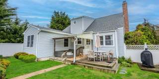 25 E Shore Drive Gallery 23